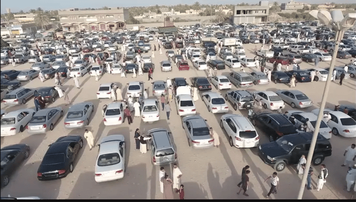 فيديو مضحك لحملة مرورية في ليبيا والرواد يعلقون: أطيب شعب بالعالم 