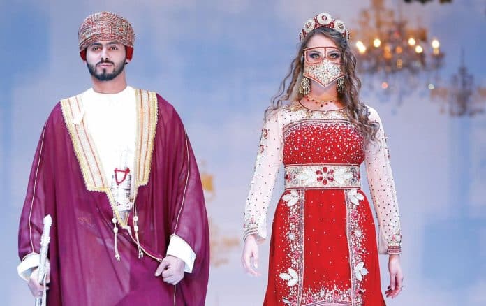 داعية عماني يفتح الجدل بين رواد انستغرام بدعمه للزواج من الخارج
