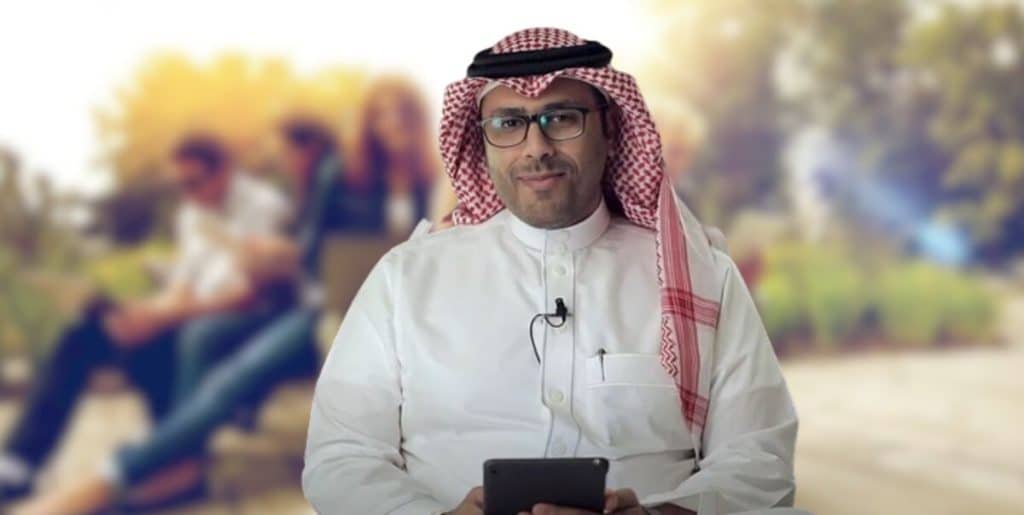 مستشار سعودي يثير الجدل: مواليد 2000 أناني لا دين ولا أخلاق "فيديو" alarabtrend.com