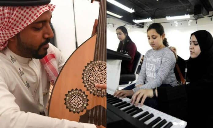 فيديو درس موسيقى في مدارس السعودية يثير الضجة