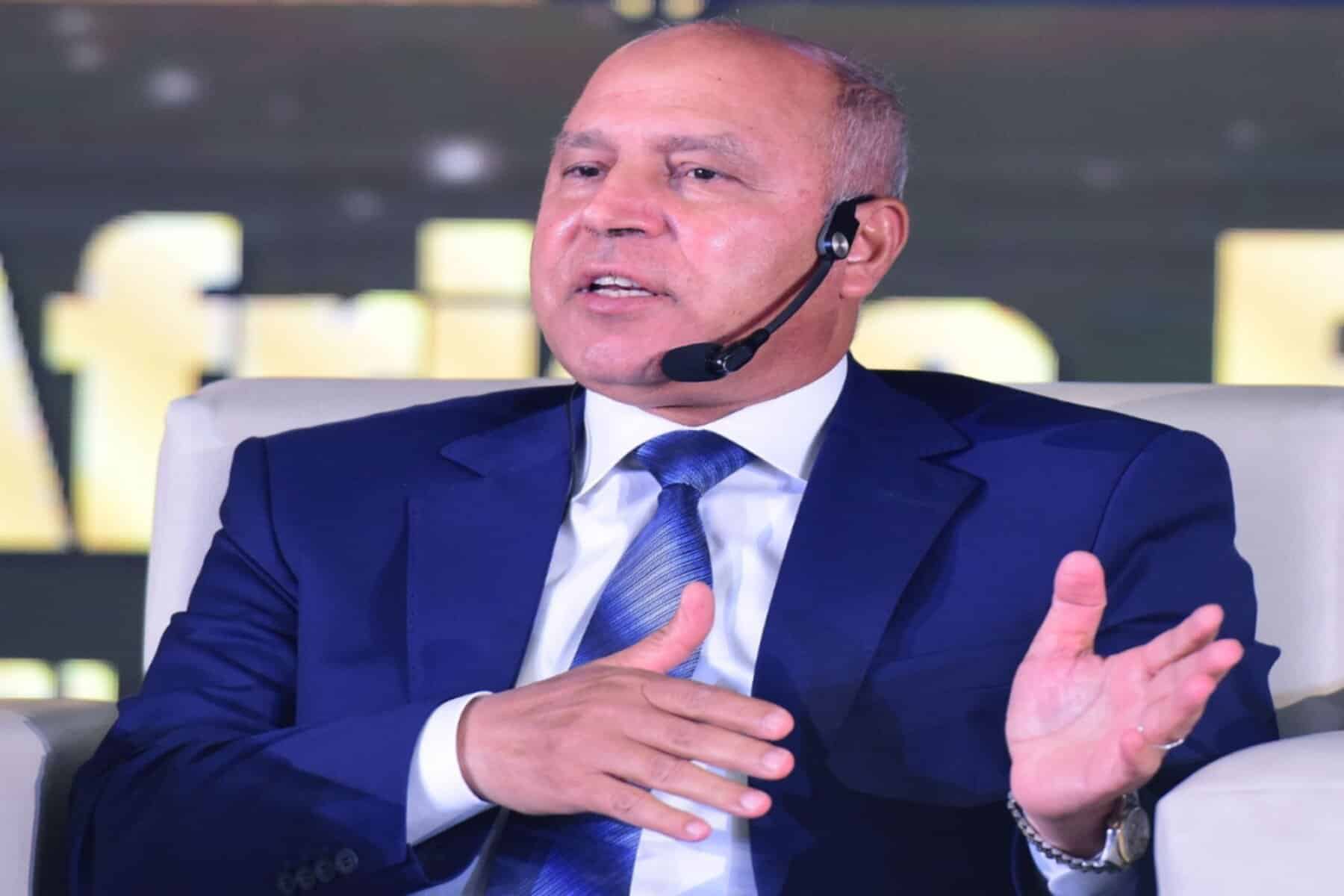 وزير النقل المصري كامل الوزير
