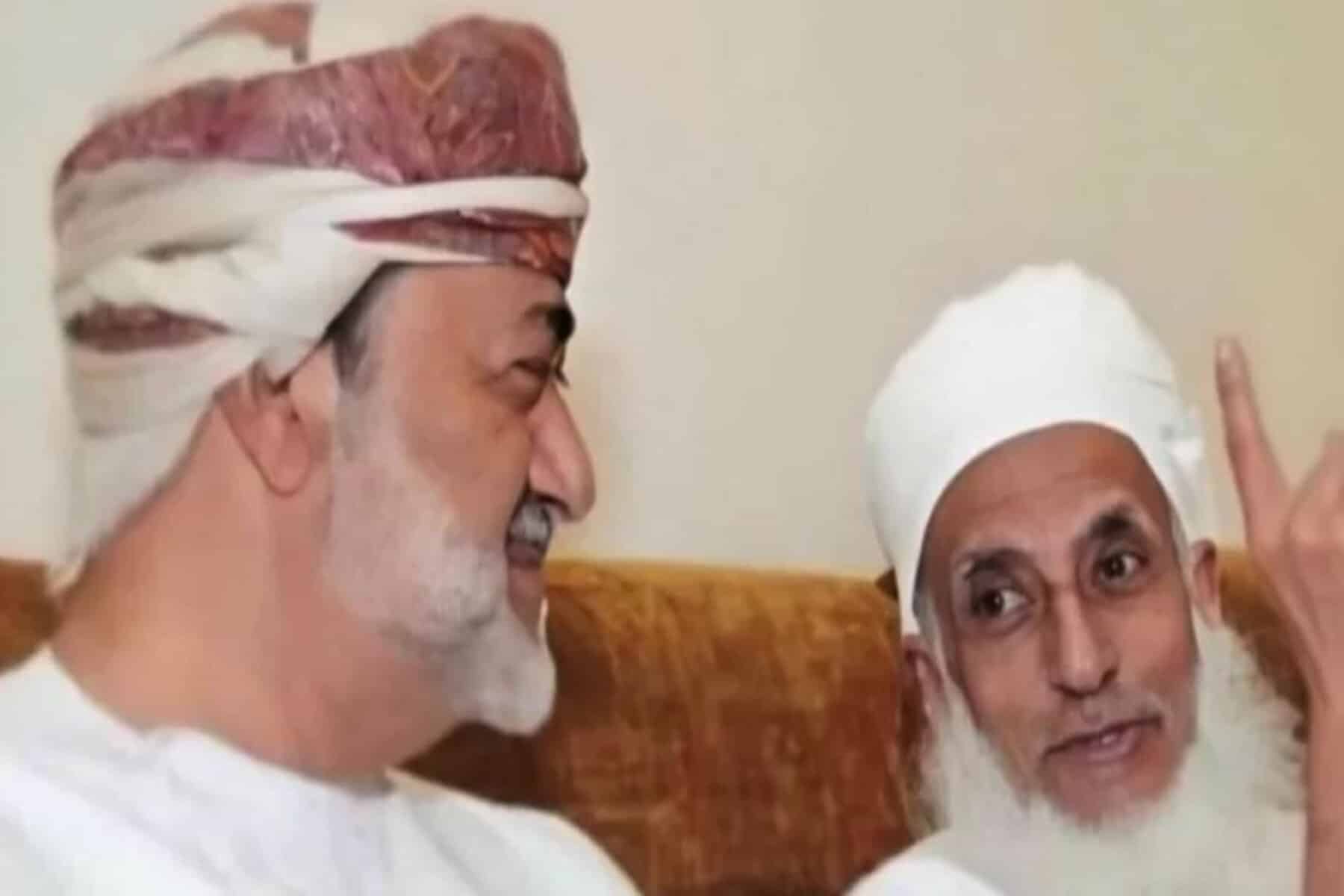 مفتي سلطنة عمان ينتقد فساد الأنظمة