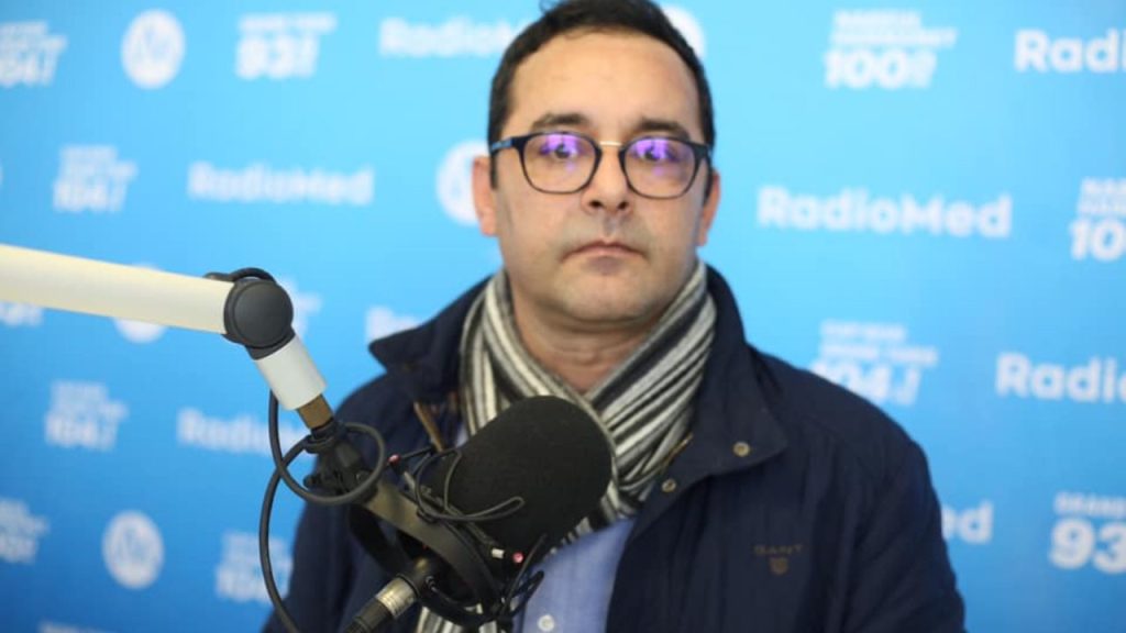 الصحفي التونسي نزار بهلول alarabtrend.com