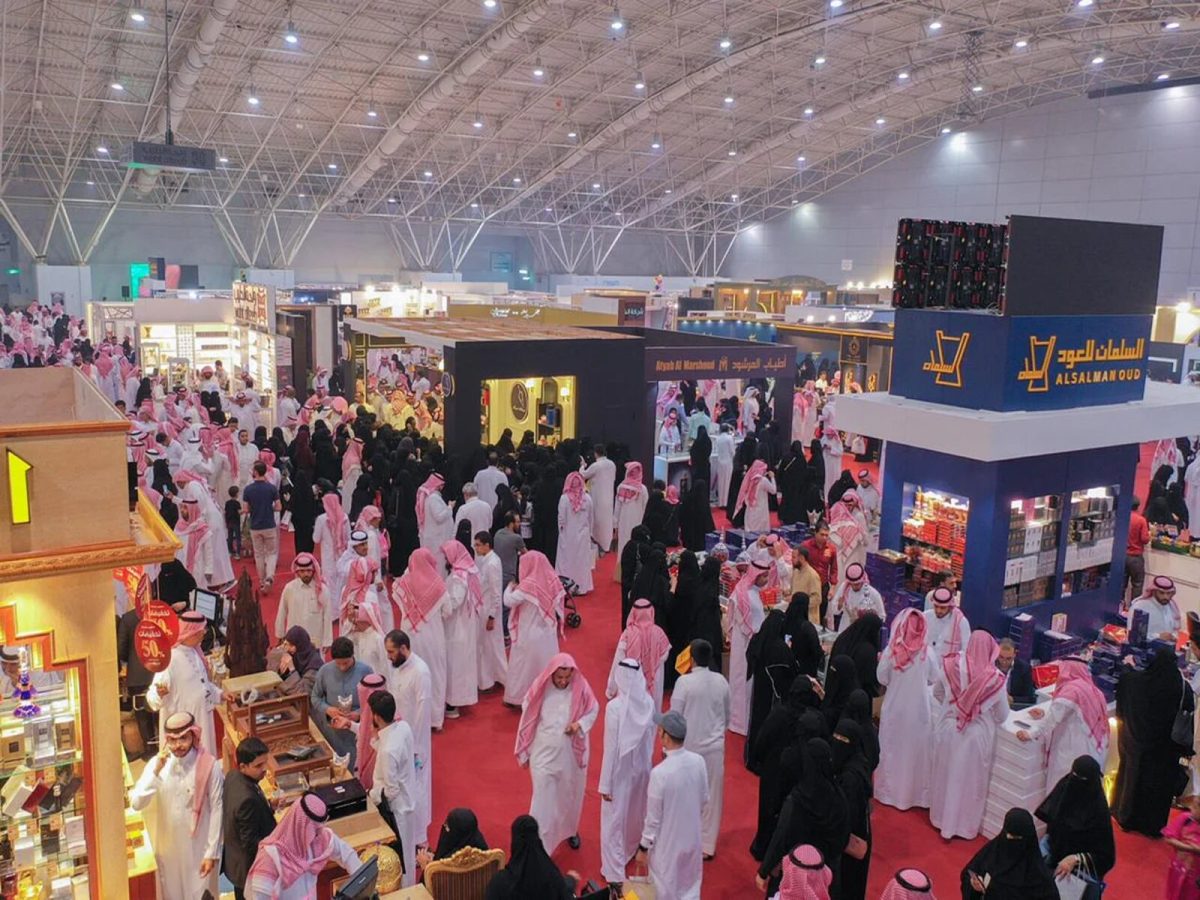 alarabtrend.com معرض العطور في موسم الرياض