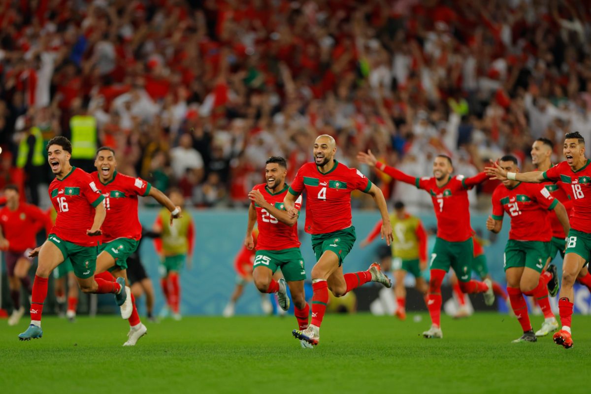 فرحة المنتخب المغربي بالفوز ضد نظيره الإسباني