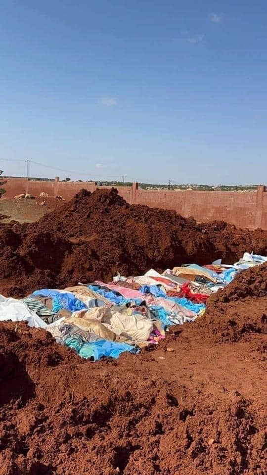 دفن جماعي لضحايا إعصار دانيال في درنة